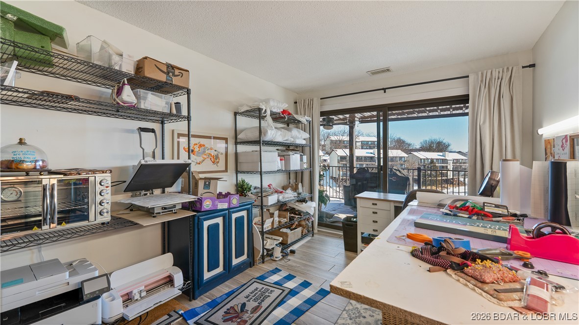 Waters Edge Condominium - Residential