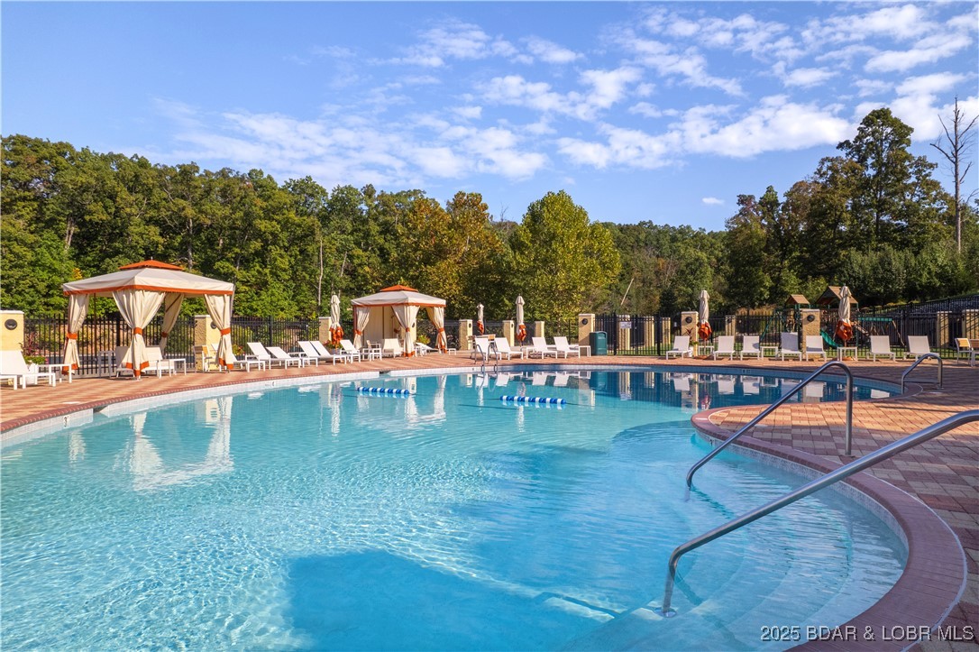 Heritage Isle - Residential