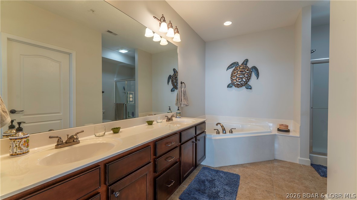 Trinity Pointe Condominiums - Residential