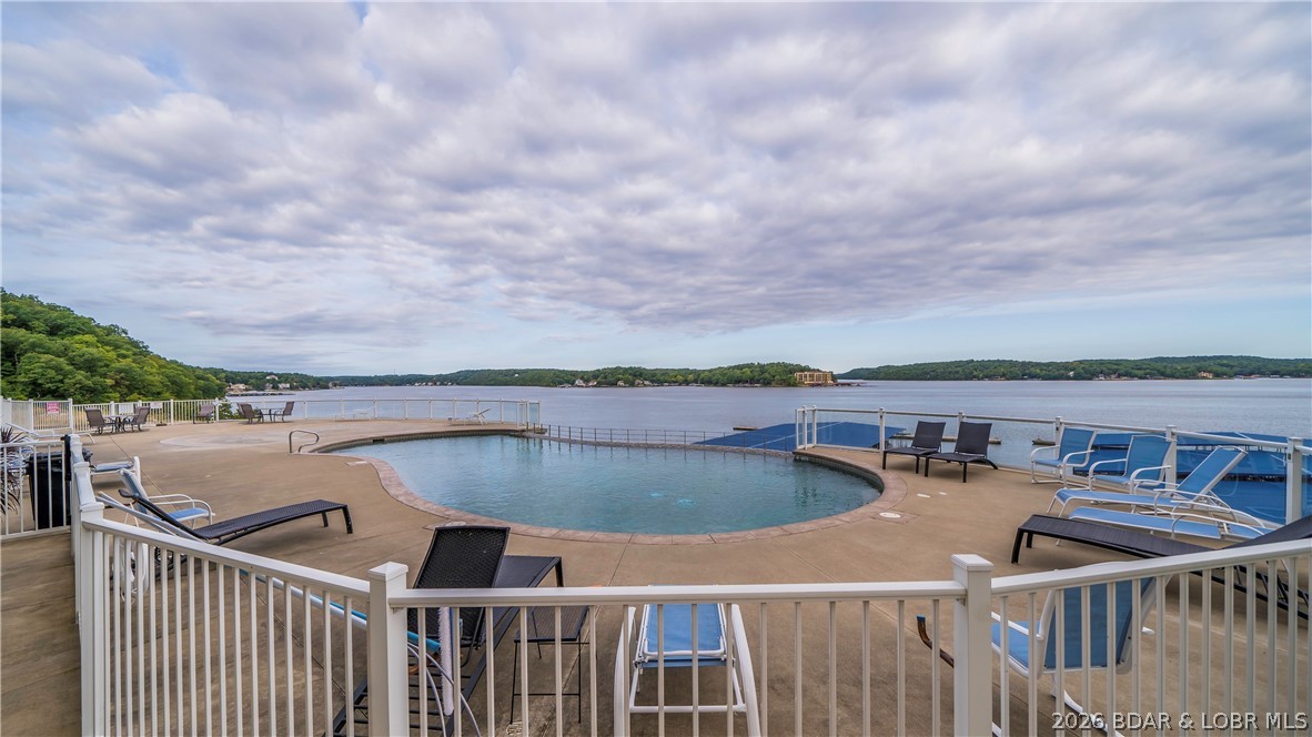 Trinity Pointe Condominiums - Residential