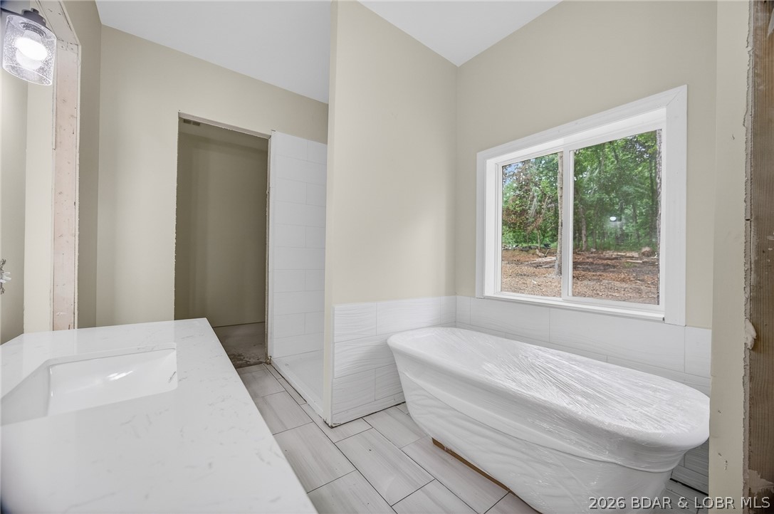Emerald Hills - Residential