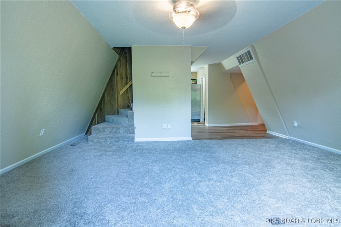 Rocky Mount, Missouri 65072, United States, 3 Bedrooms Bedrooms, ,2 BathroomsBathrooms,Residential,Active,164581