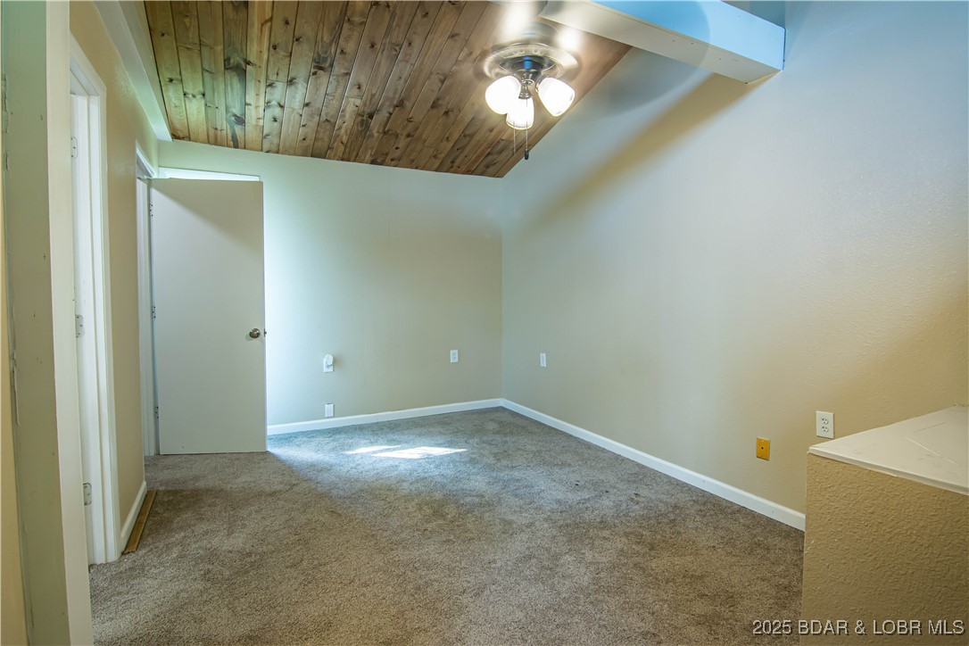 Rocky Mount, Missouri 65072, United States, 3 Bedrooms Bedrooms, ,2 BathroomsBathrooms,Residential,Active,164581