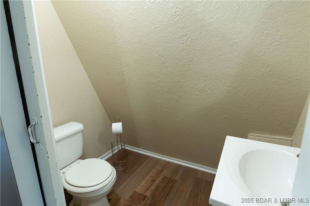 Rocky Mount, Missouri 65072, United States, 3 Bedrooms Bedrooms, ,2 BathroomsBathrooms,Residential,Active,164581