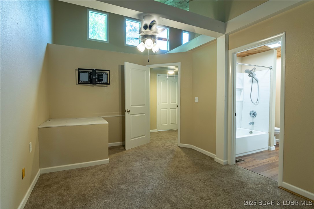 Rocky Mount, Missouri 65072, United States, 3 Bedrooms Bedrooms, ,2 BathroomsBathrooms,Residential,Active,164581