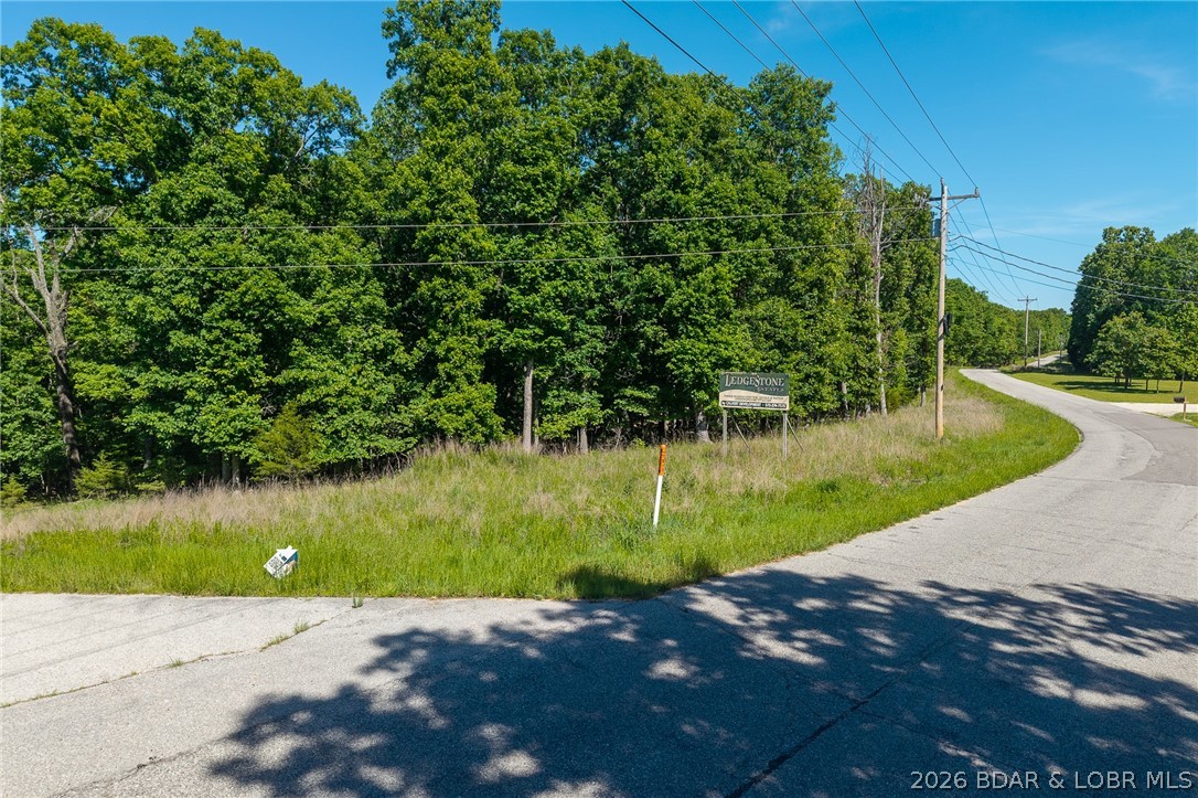 Ledge Stone Estates - Land