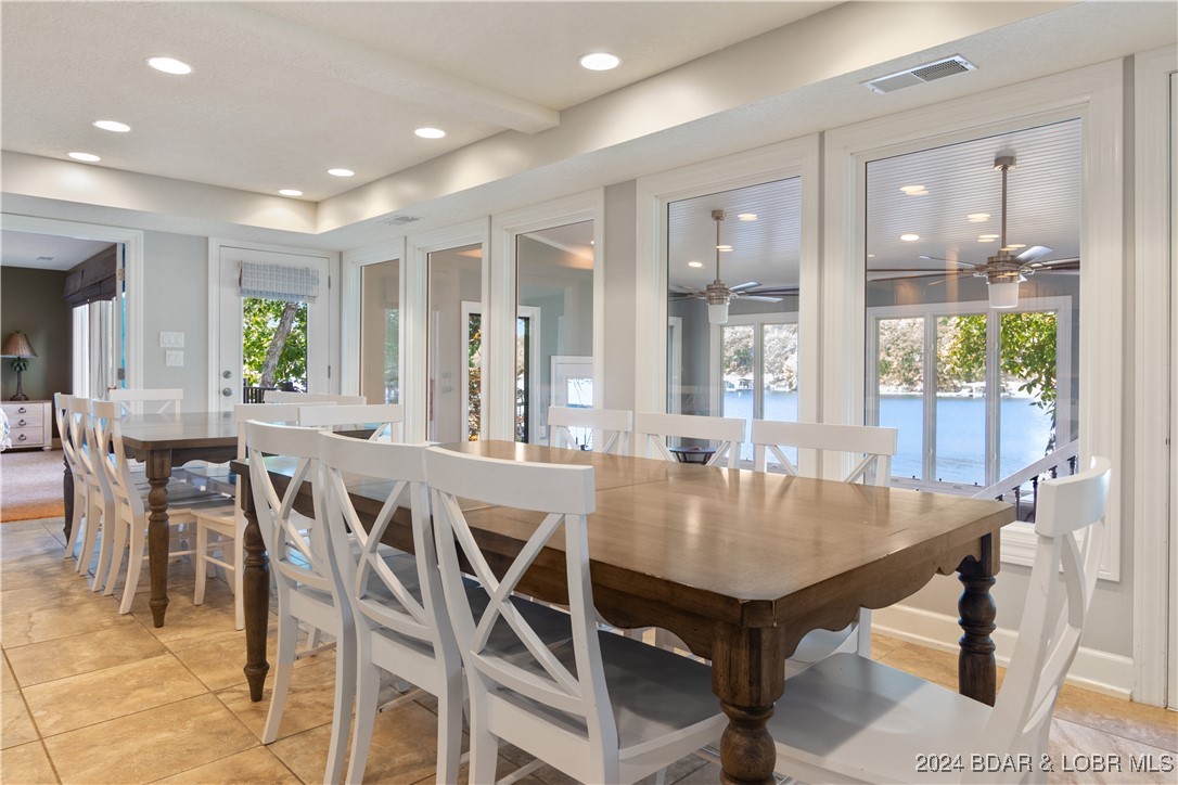 Sunrise Beach, Missouri 65079, United States, 5 Bedrooms Bedrooms, ,5 BathroomsBathrooms,Residential,Contingent,43093