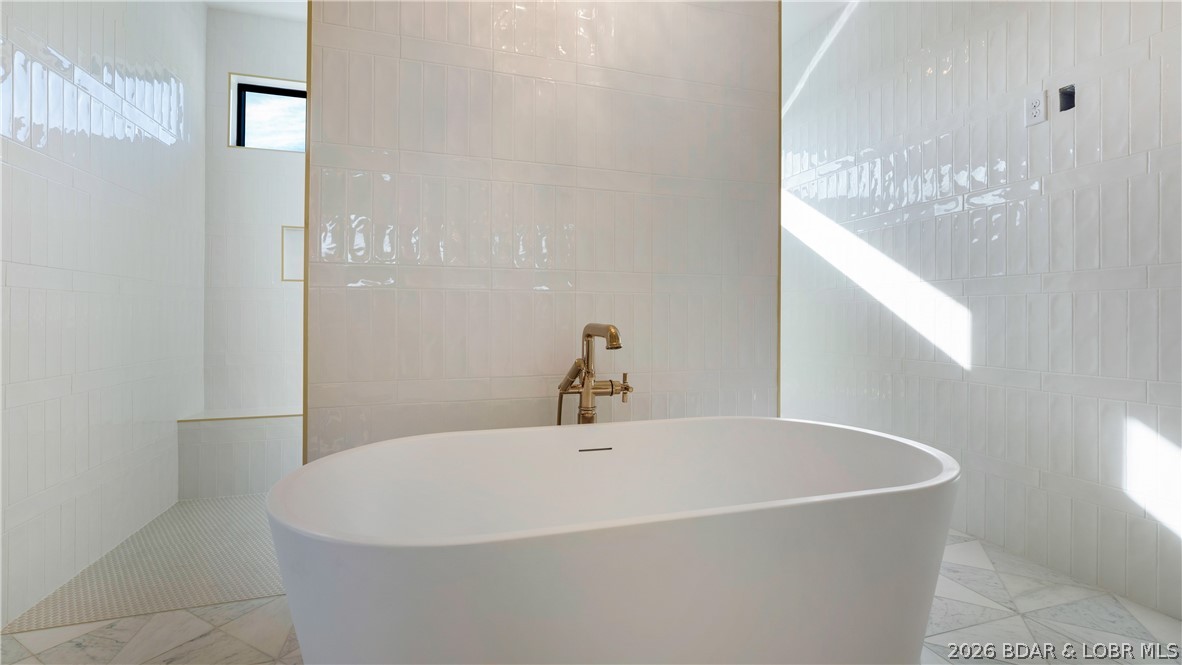 Casas Del Lago - Residential