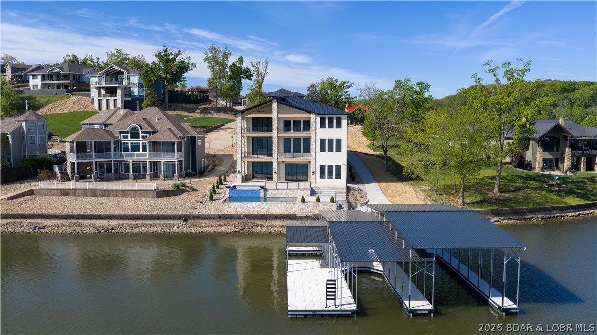 Casas Del Lago - Residential