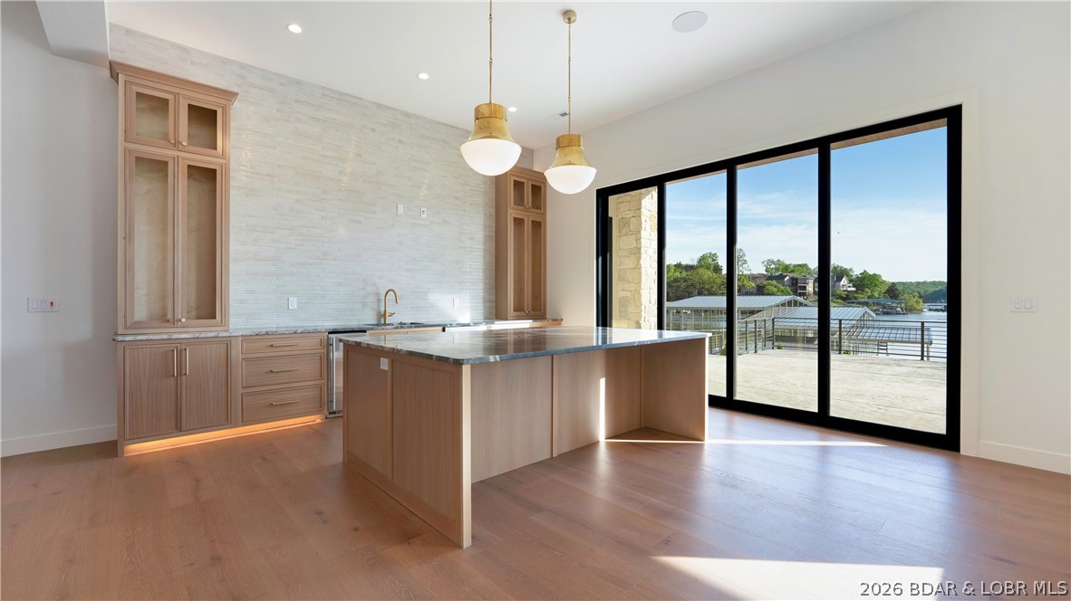 Casas Del Lago - Residential