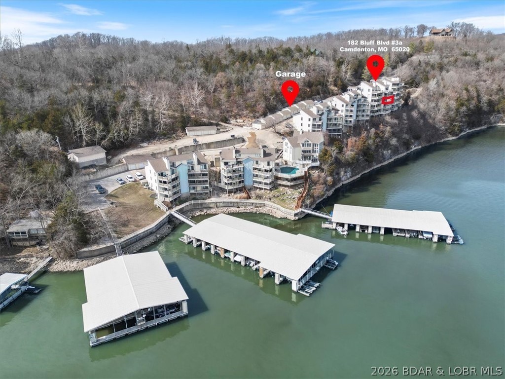 Oak Bluff Condominium - Residential