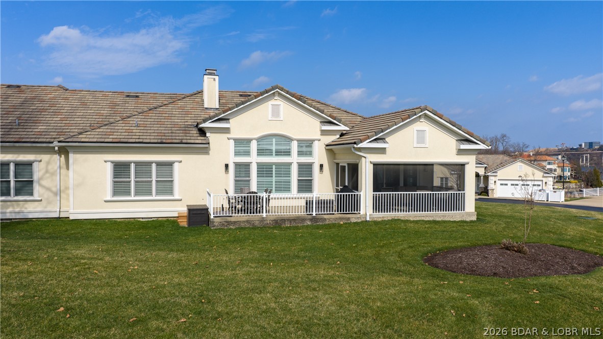 La Riva Est - Residential