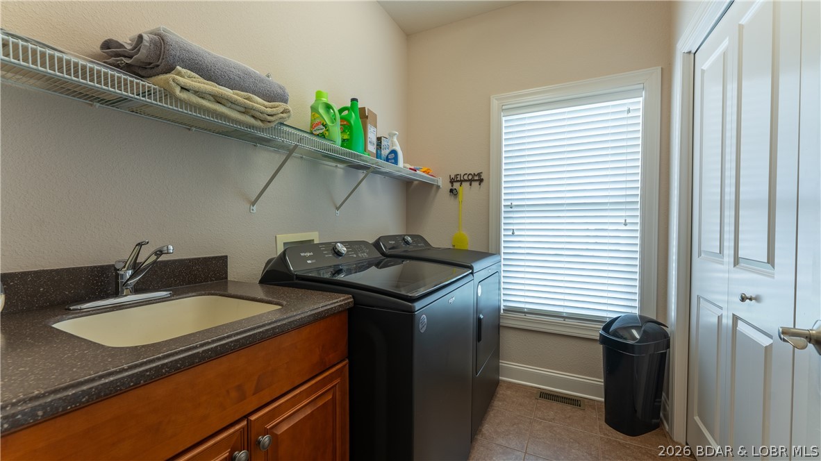 La Riva Est - Residential