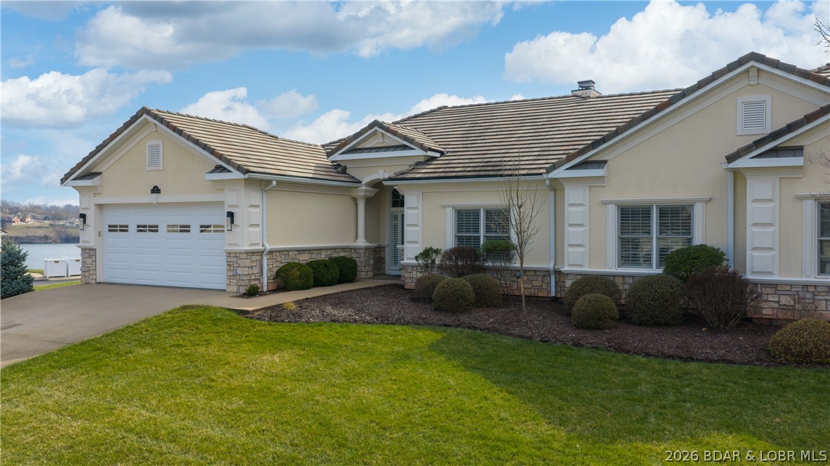 La Riva Est - Residential