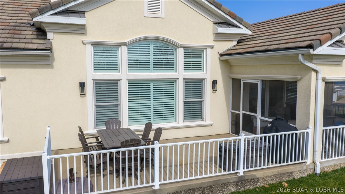 La Riva Est - Residential