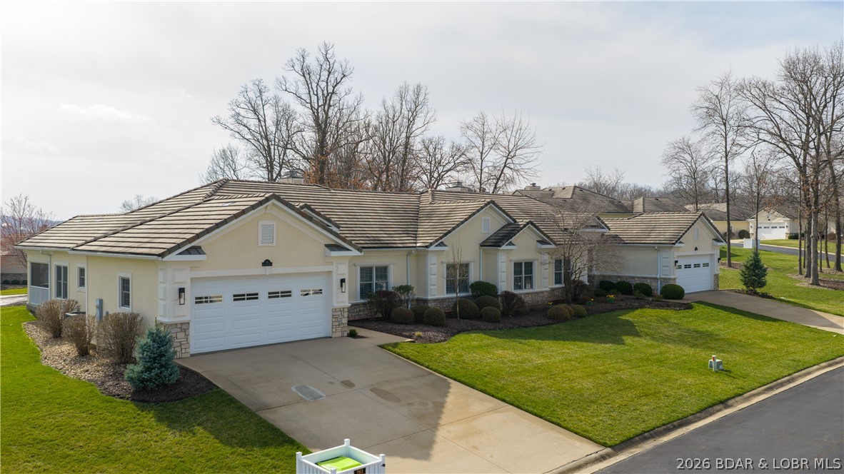 La Riva Est - Residential