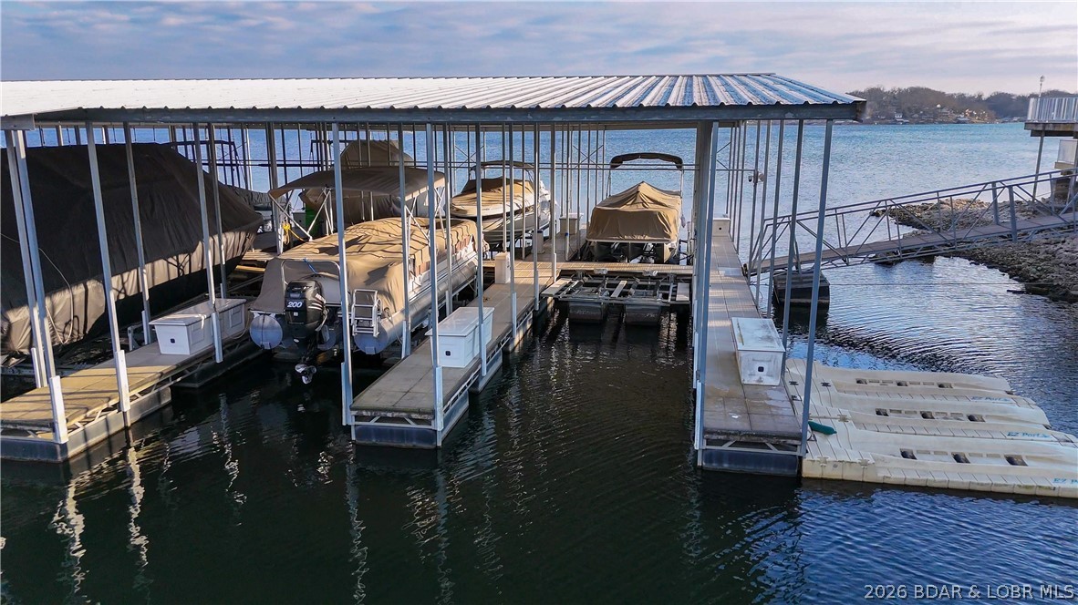 Lighthouse Pointe Condominium - Residential