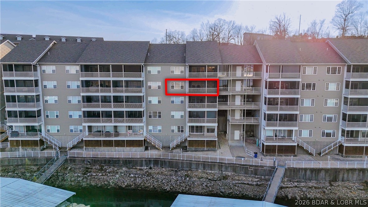 Lighthouse Pointe Condominium - Residential