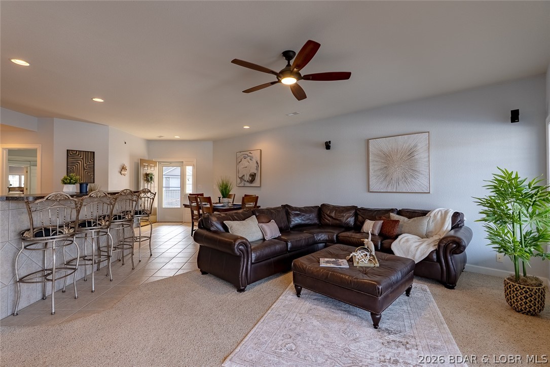 Lighthouse Pointe Condominium - Residential