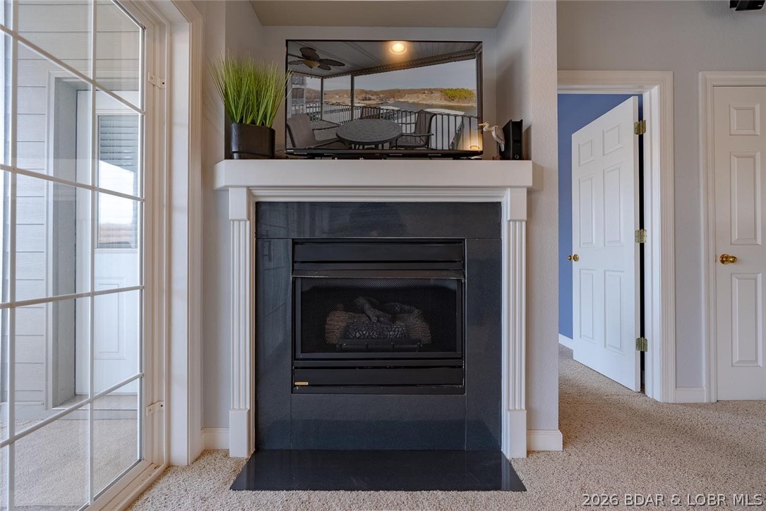 Lighthouse Pointe Condominium - Residential