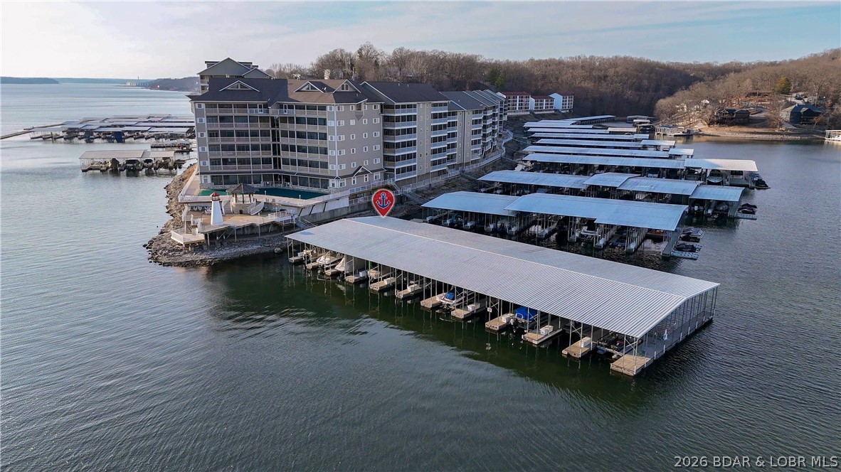 Lighthouse Pointe Condominium - Residential