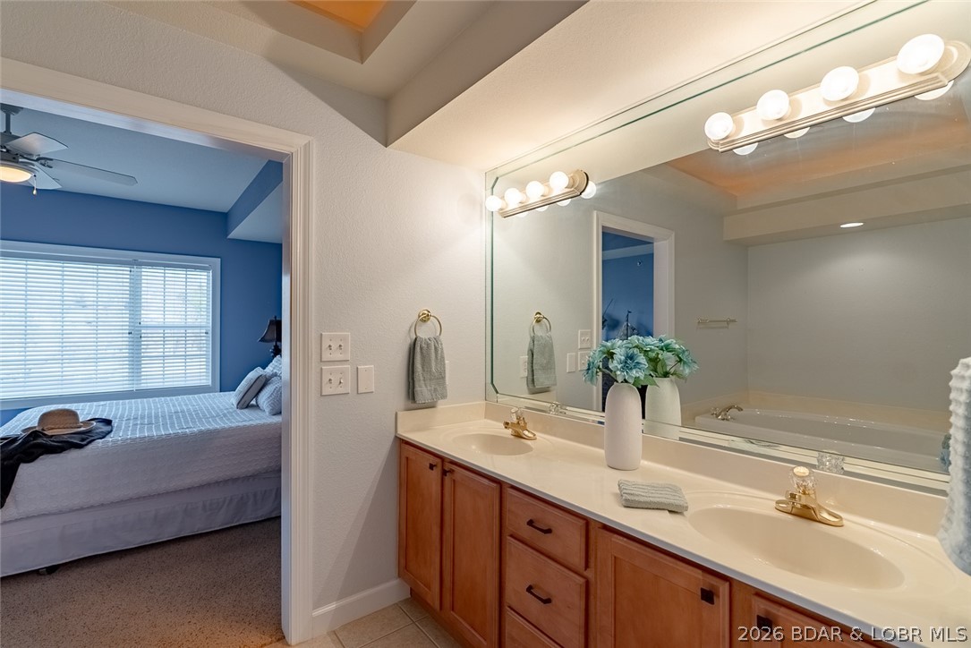 Lighthouse Pointe Condominium - Residential