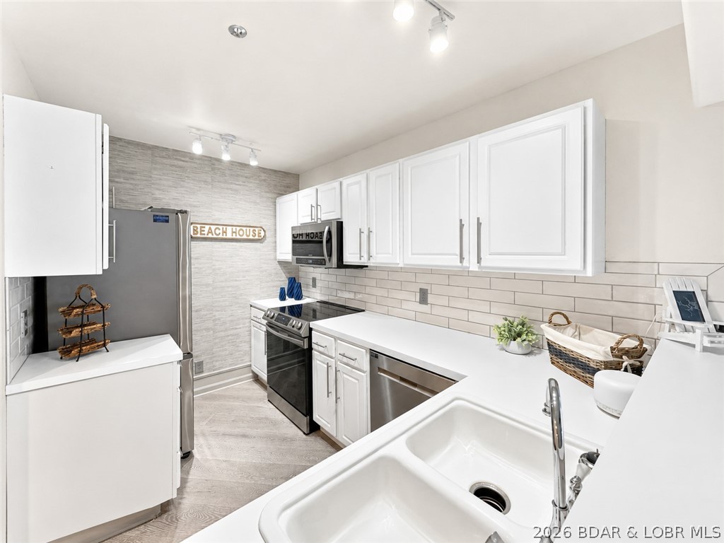 Emerald Bay Condominium - Residential
