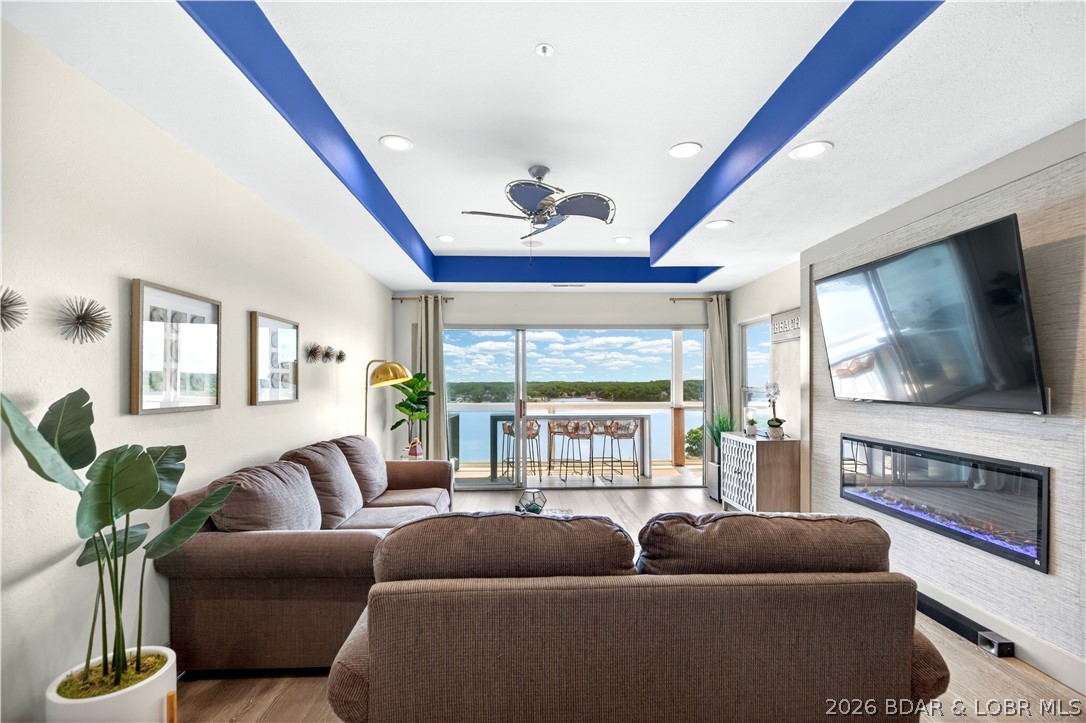 Emerald Bay Condominium - Residential