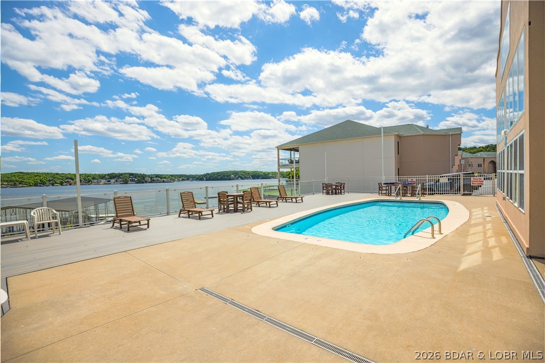 Emerald Bay Condominium - Residential
