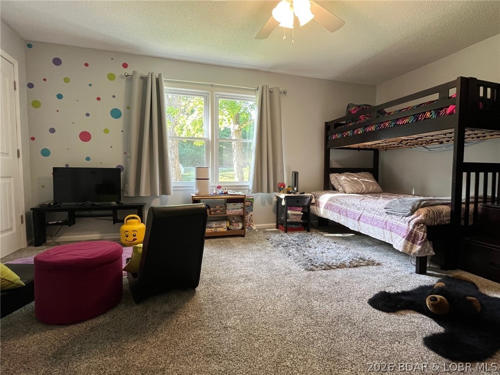 Oak Point - Residential