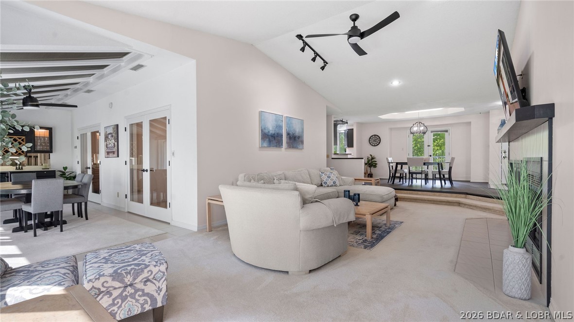Four Seasons Racqt-Cntry Club - Residential