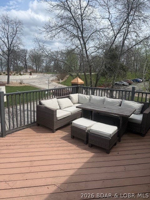 Four Seasons Racqt-Cntry Club - Residential