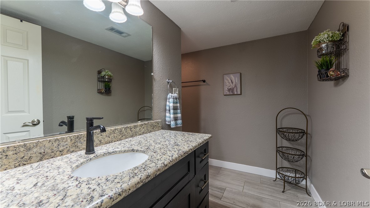 Four Seasons Racqt-Cntry Club - Residential