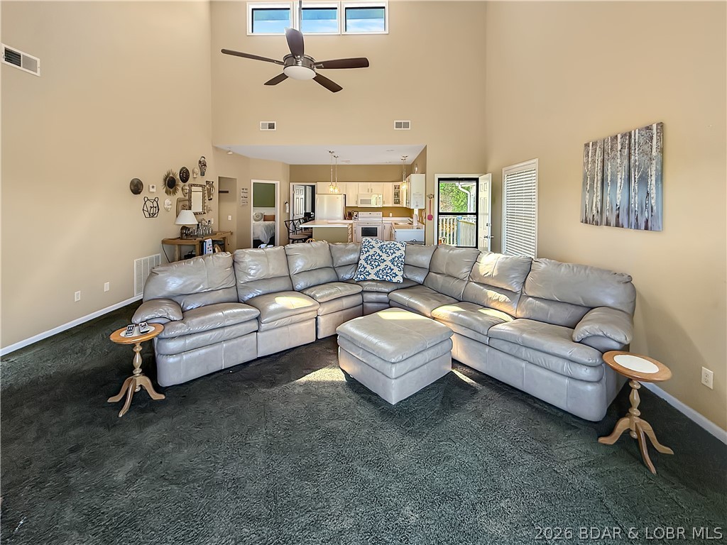 Oak Bluff Condominium - Residential