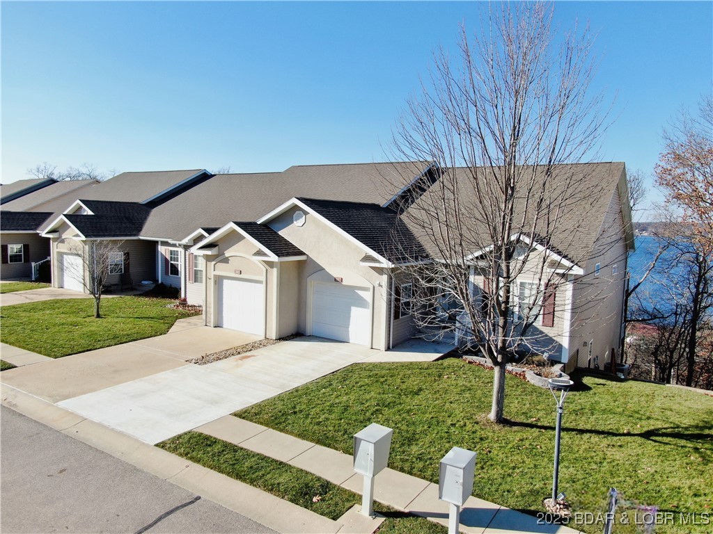 Villas At Grandview - Residential