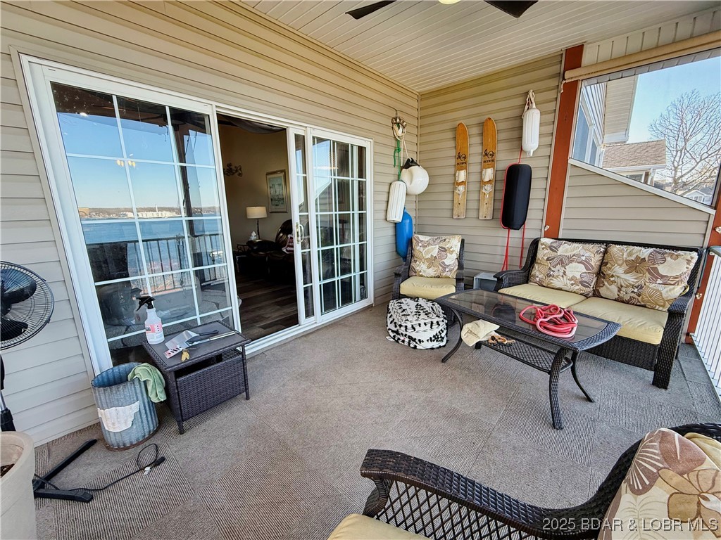 Villas At Grandview - Residential