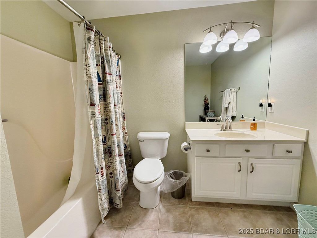 Villas At Grandview - Residential