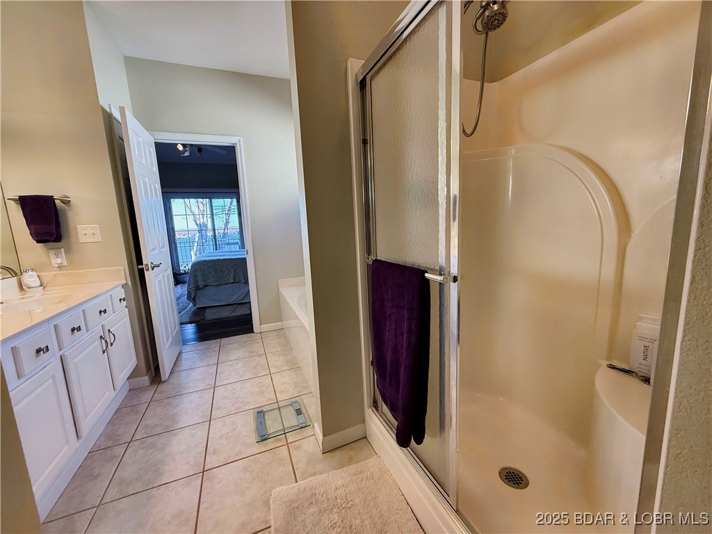 Villas At Grandview - Residential