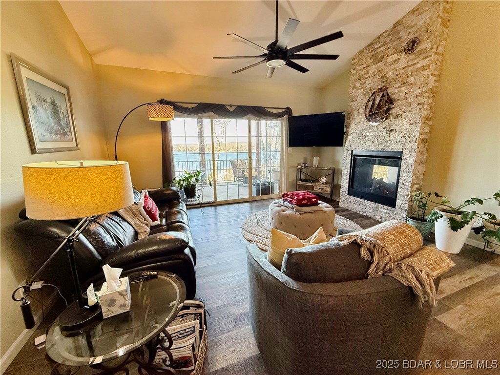 Villas At Grandview - Residential