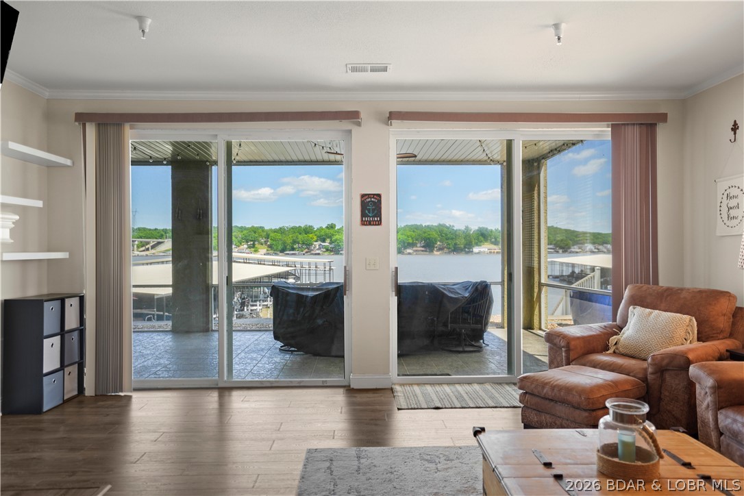 West Palms on the Lake Condo - Residential