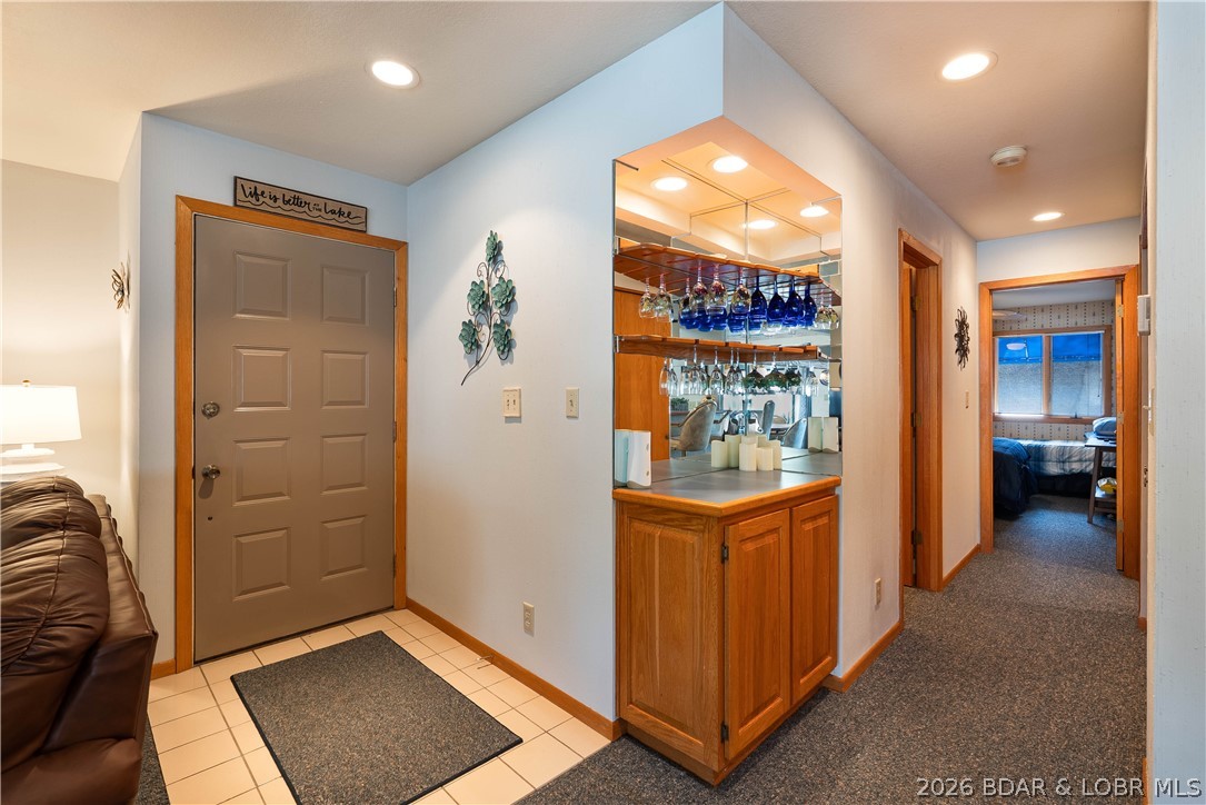 The Bronx On The Lake Condo - Residential