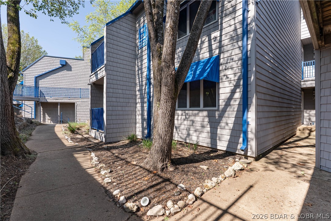 The Bronx On The Lake Condo - Residential