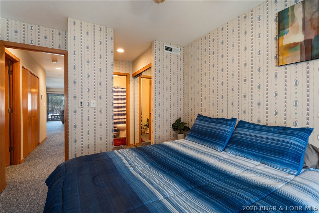 The Bronx On The Lake Condo - Residential