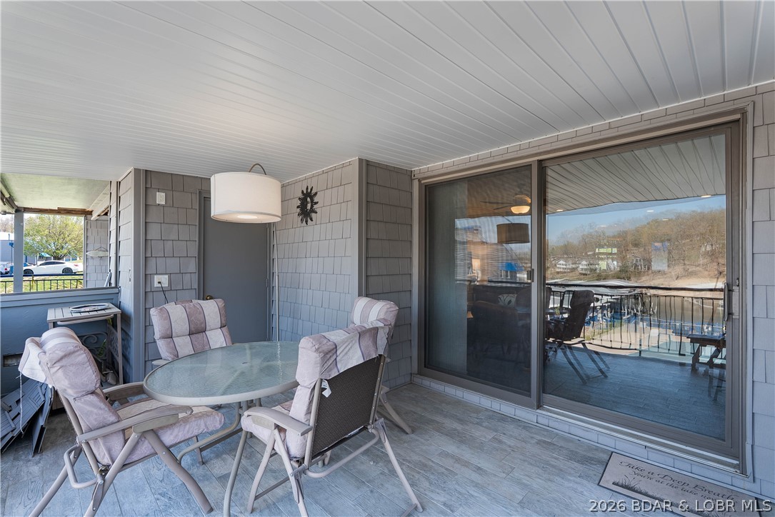 The Bronx On The Lake Condo - Residential