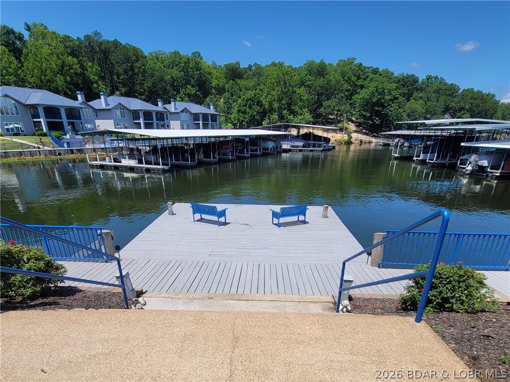 The Bronx On The Lake Condo - Residential
