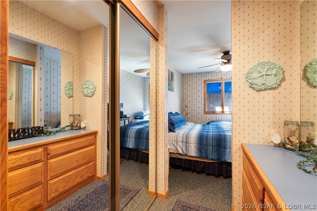 The Bronx On The Lake Condo - Residential