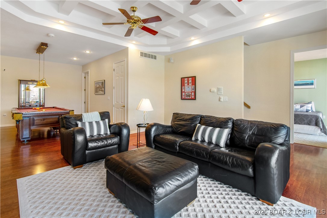 Osage Beach, Missouri 65065, United States, 4 Bedrooms Bedrooms, ,4 BathroomsBathrooms,Residential,Active,91154