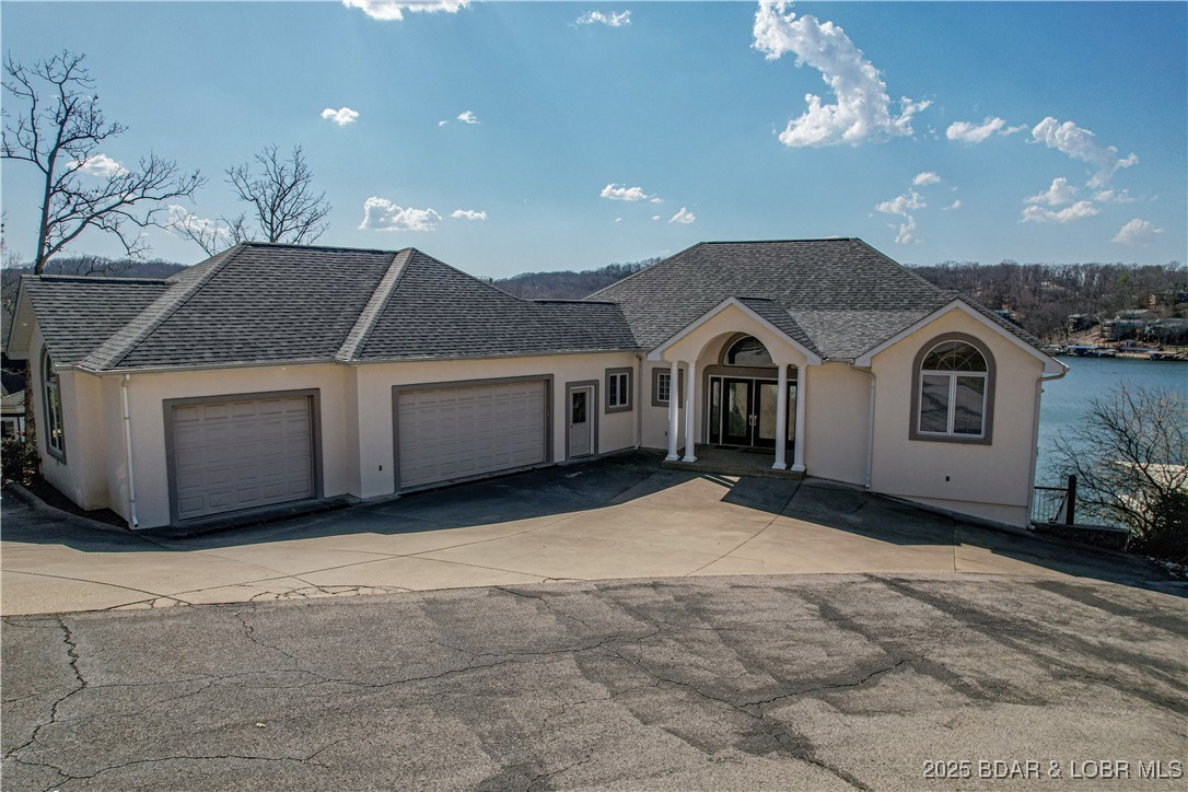 Osage Beach, Missouri 65065, United States, 4 Bedrooms Bedrooms, ,4 BathroomsBathrooms,Residential,Active,91154