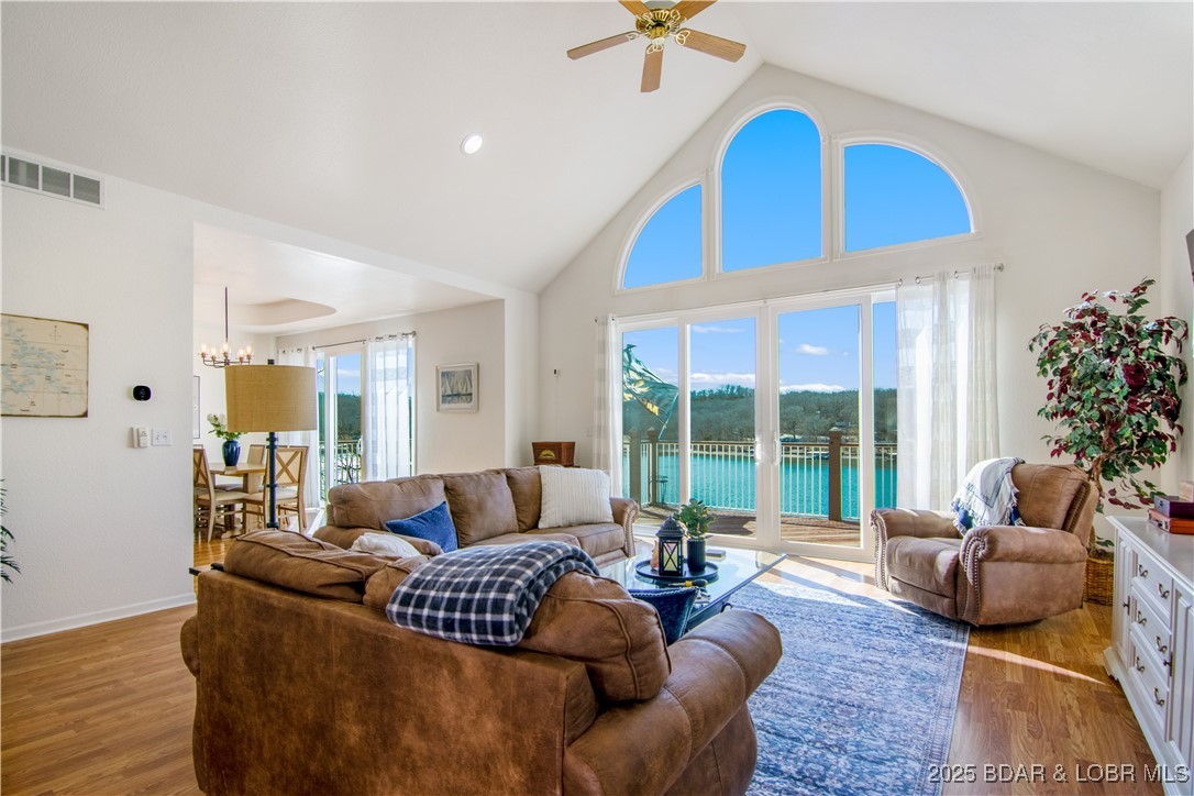 Osage Beach, Missouri 65065, United States, 4 Bedrooms Bedrooms, ,4 BathroomsBathrooms,Residential,Active,91154