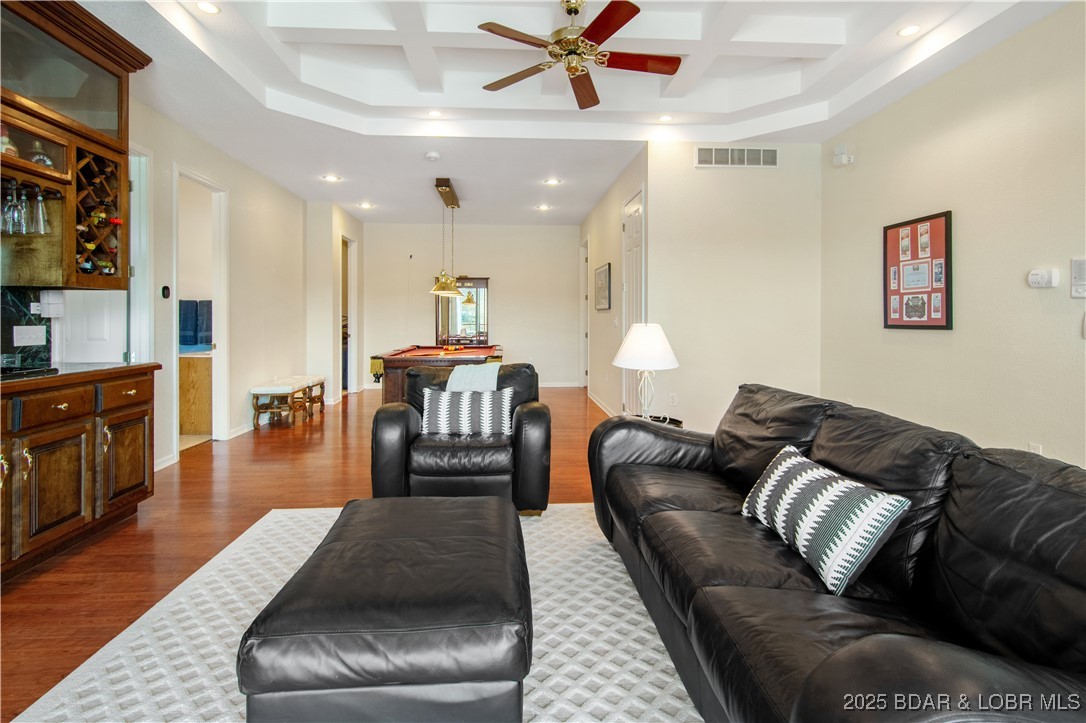 Osage Beach, Missouri 65065, United States, 4 Bedrooms Bedrooms, ,4 BathroomsBathrooms,Residential,Active,91154